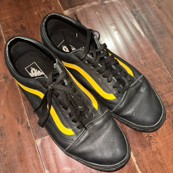 Condition: Used (normal wear)
Men’s shoes - Picture 4 of 5